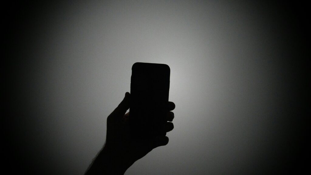 SNS運用代行を副業でする際の注意点