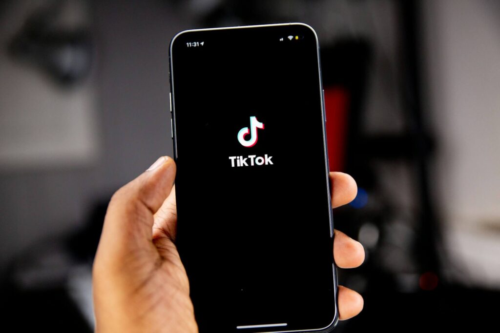 TikTokがおすすめに乗る魅力